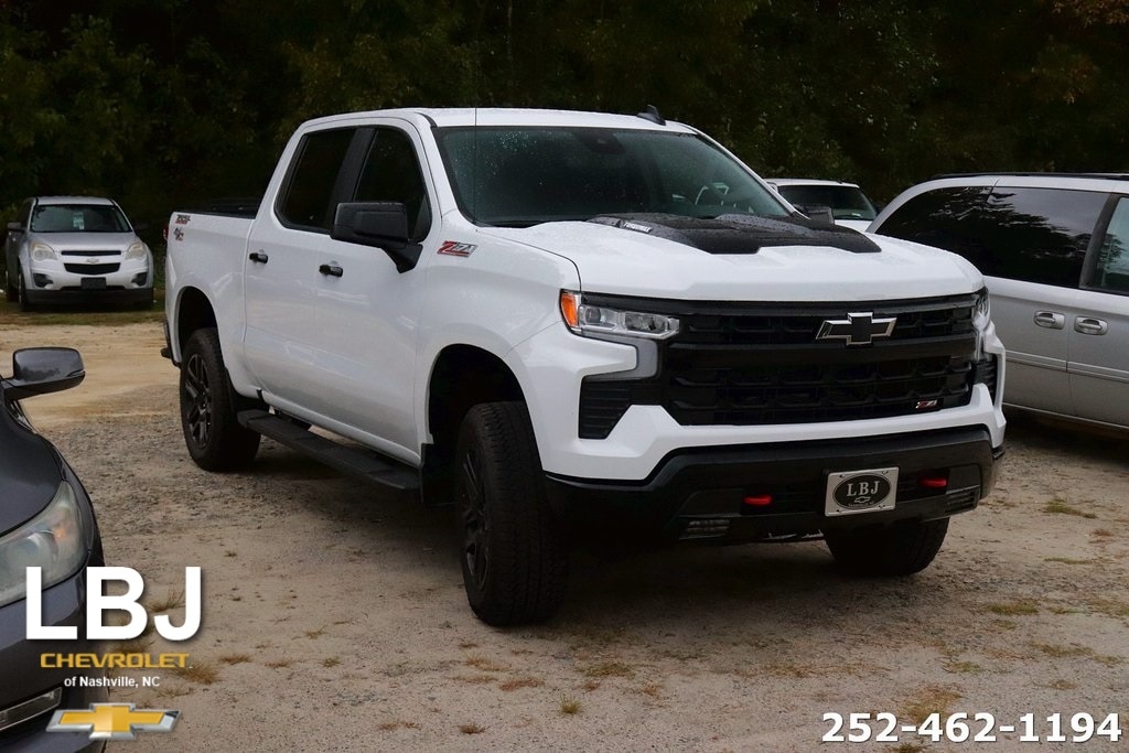 Used 2025 Chevrolet Silverado 1500 LT Trail Boss Truck Crew Cab