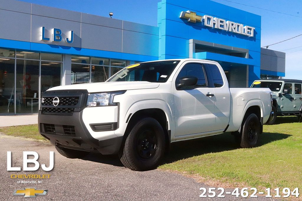 2025 Nissan Frontier