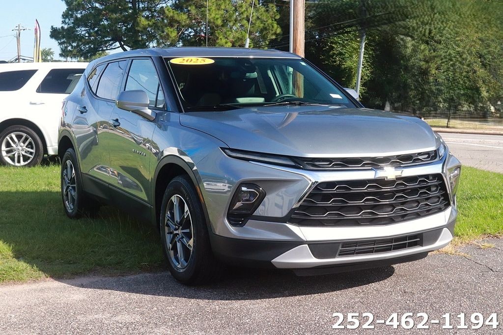 Used 2025 Chevrolet Blazer LT SUV