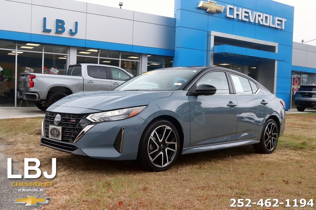 Used 2025 Nissan Sentra SR Sedan