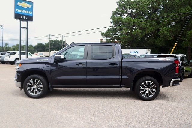 2022 Chevrolet Silverado 1500 LT photo 4