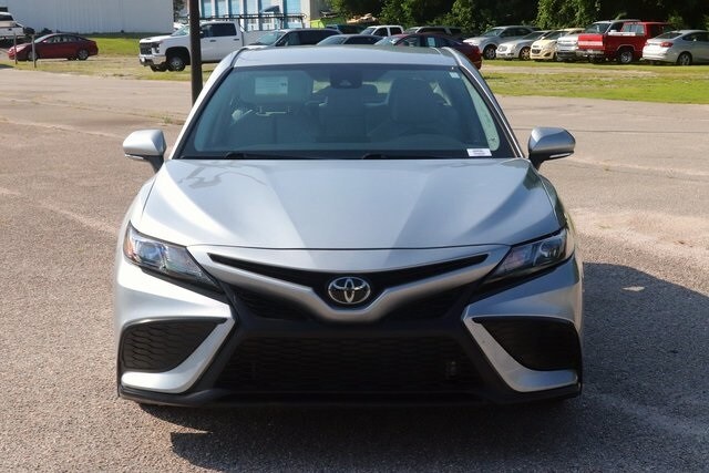 2024 Toyota Camry SE photo 2
