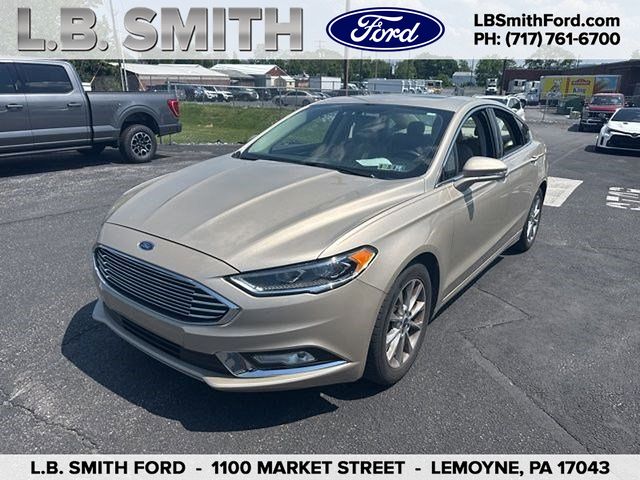 2017 Ford Fusion SE FWD's photo