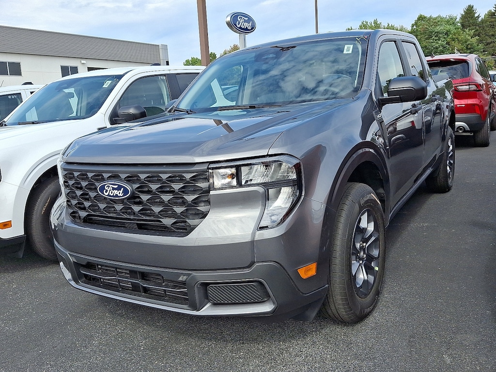 New 2025 Ford Maverick XLT TRUCK