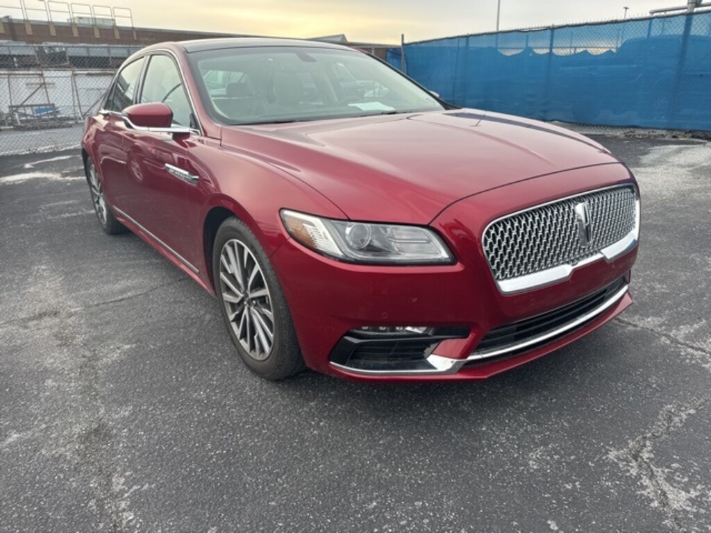 Used 2017 Lincoln Continental Select Sedan