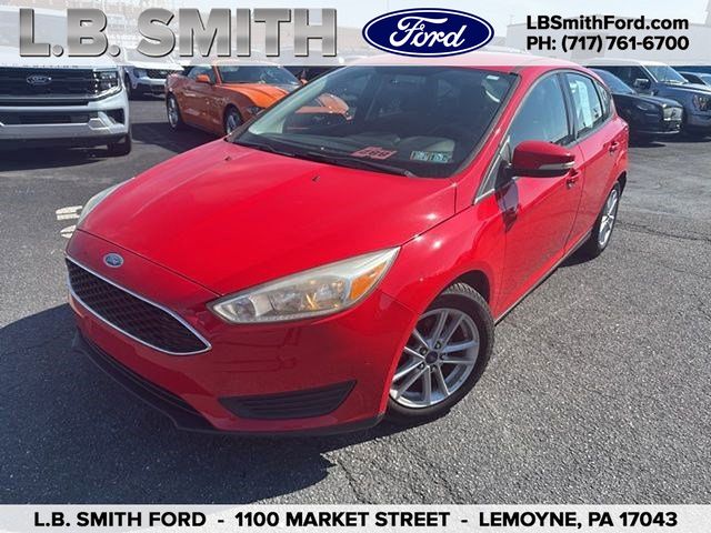 2017 Ford Focus 5 Door Hatch SE's photo