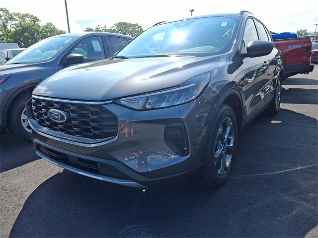 2025 Ford Escape ST-Line photo 3