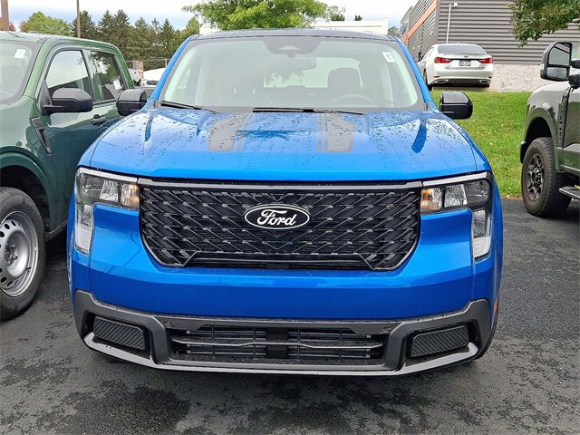 2025 Ford Maverick XLT photo 2