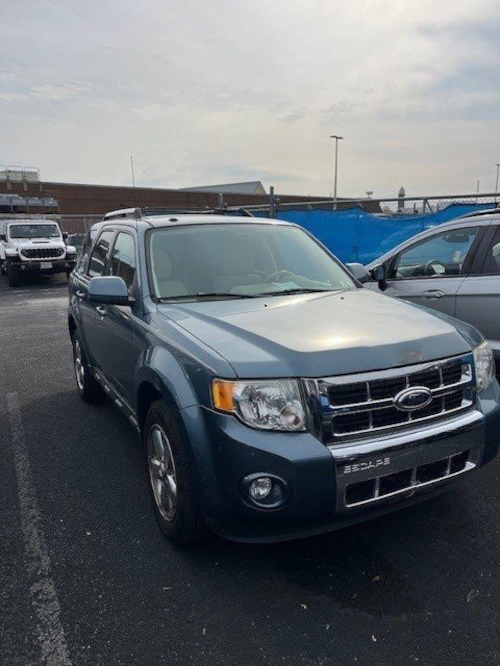 Used 2011 Ford Escape Limited SUV