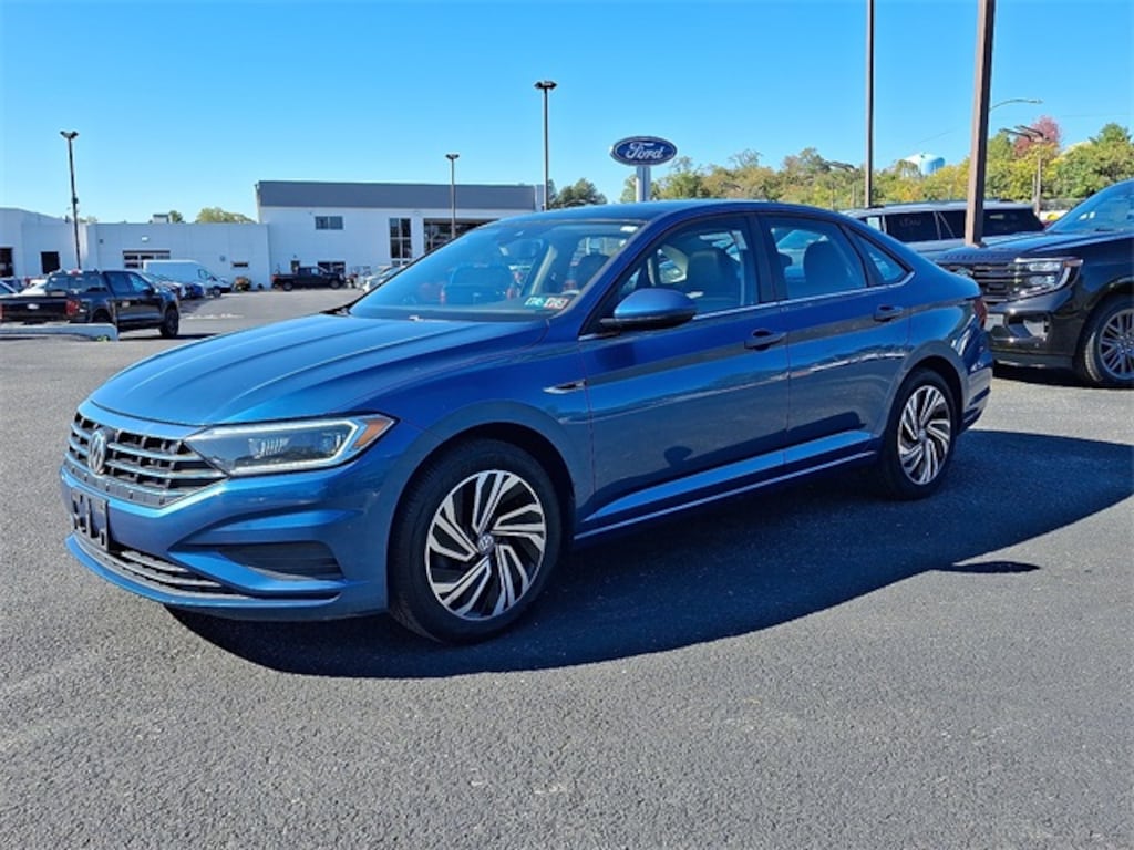 Used 2020 Volkswagen Jetta SEL Sedan
