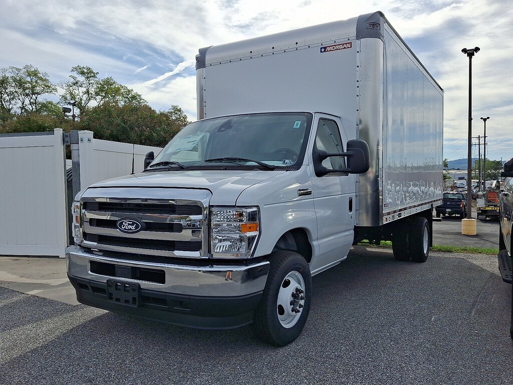 New 2026 Ford Econoline Cutaway E-450 DRW VAN