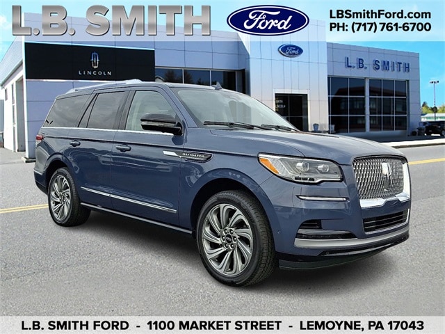 2022 Lincoln Navigator Reserve's photo