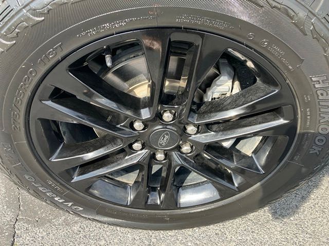 1FMJK1JT3NEA61104
