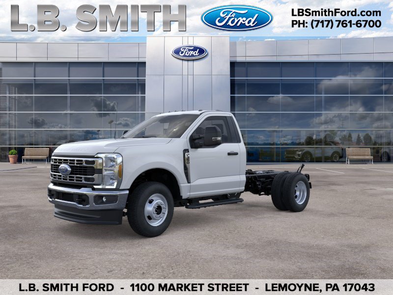2026 Ford F-350 Super Duty Chassis Cab