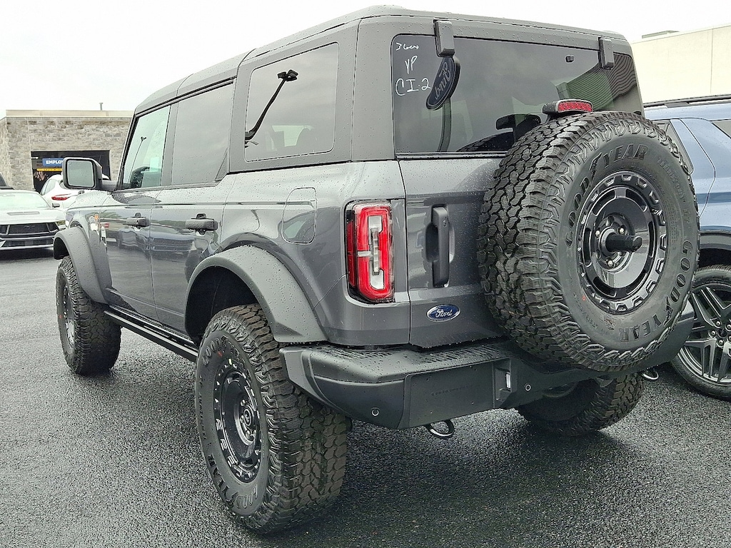 New 2025 Ford Bronco Badlands SUV