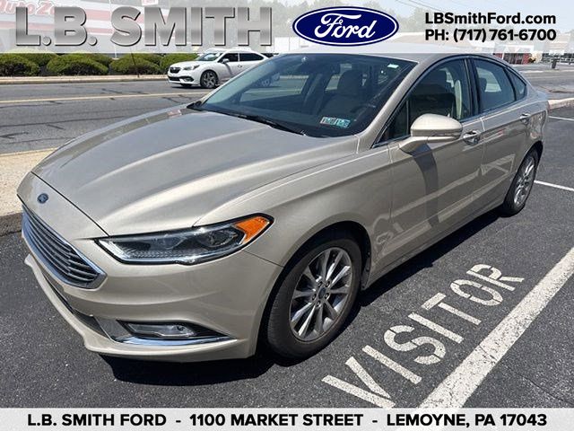 2017 Ford Fusion SE FWD's photo