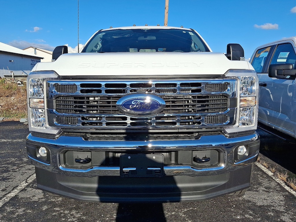 New 2025 Ford Chassis Cab F-350 XL TRUCK