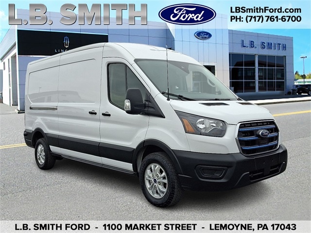 2022 Ford E-Transit Cargo Van Base's photo