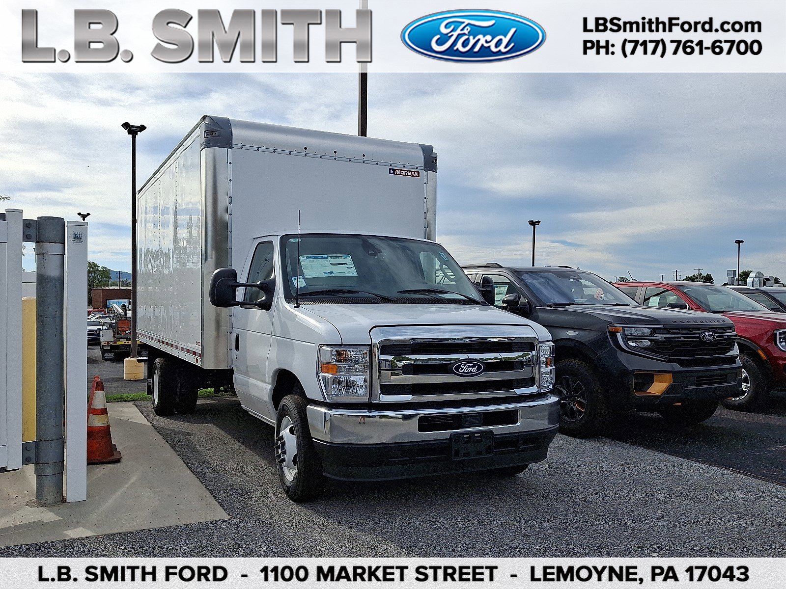 2026 Ford E-Series Cutaway Base's photo