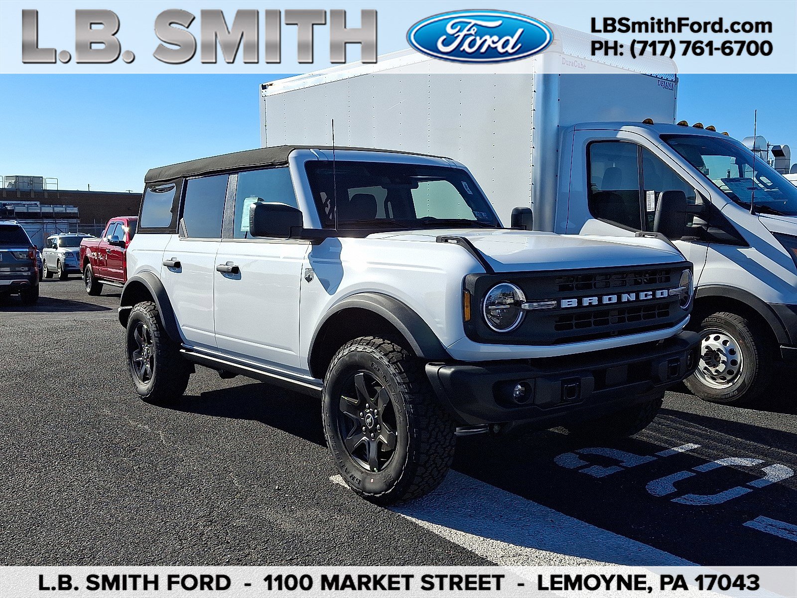 2025 Ford Bronco 4-Door Big Bend's photo