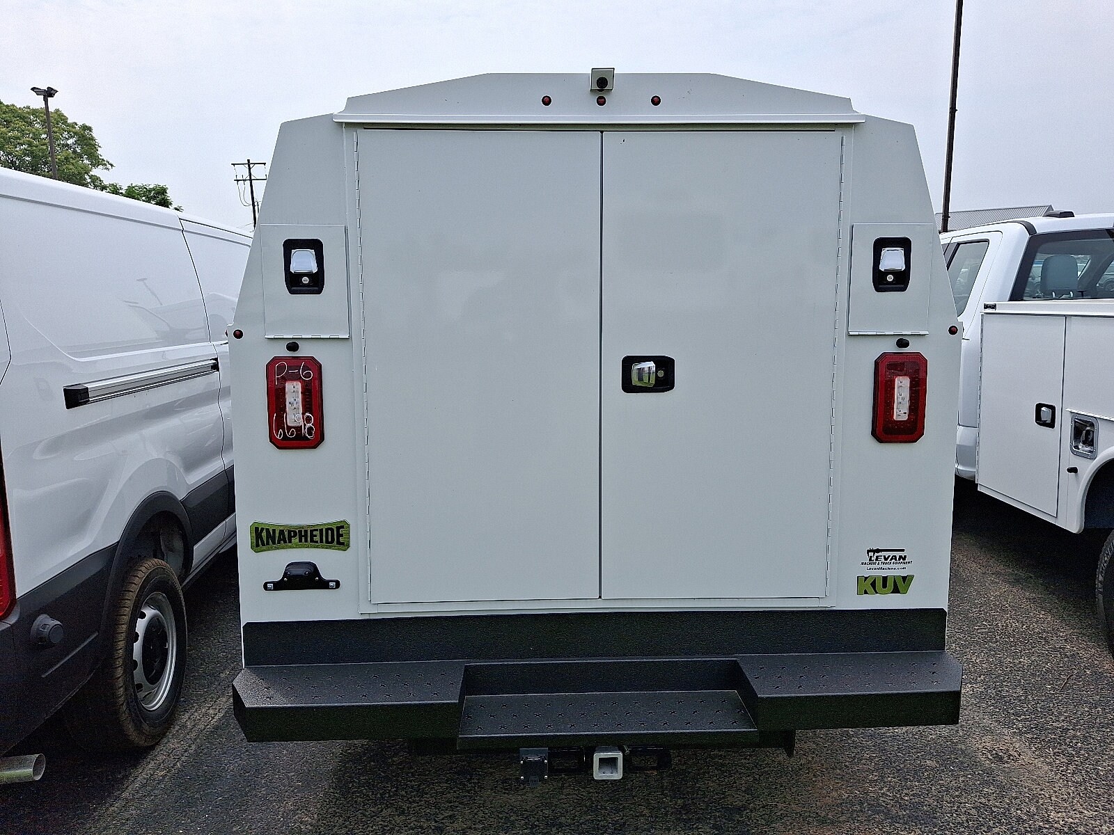 2025 Ford E-350 Base photo 2