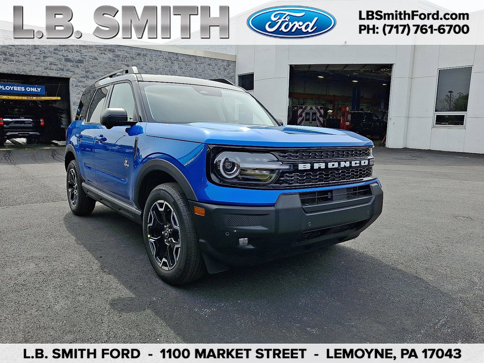 2025 Ford Bronco Sport Outer Banks's photo