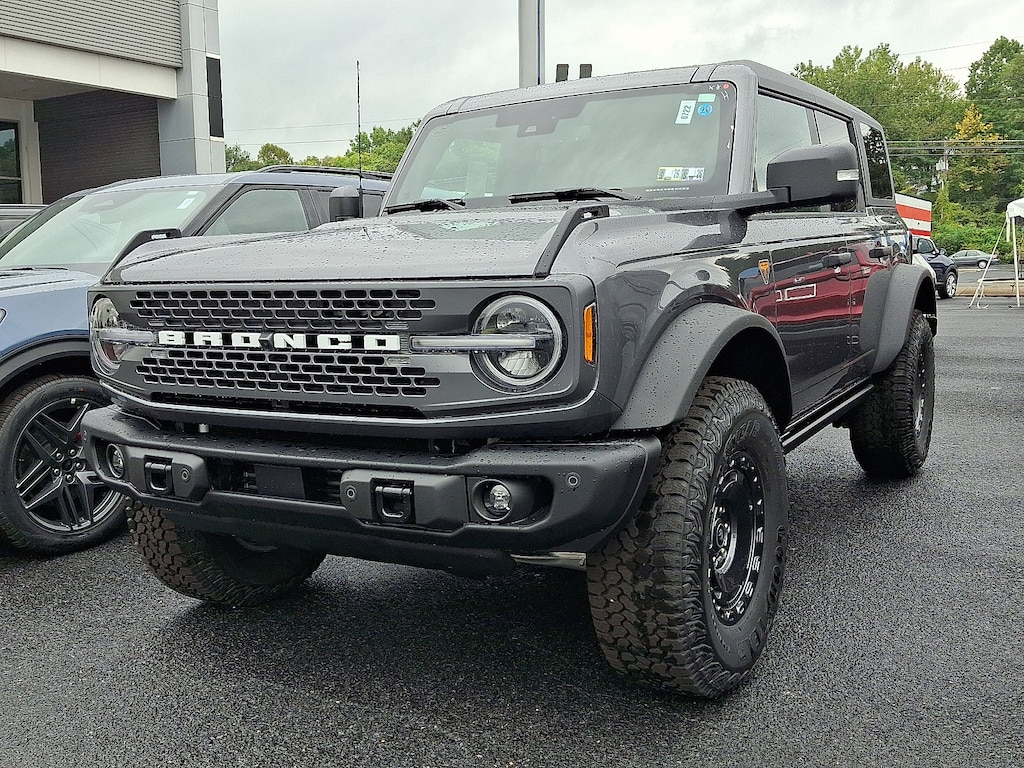 New 2025 Ford Bronco Badlands SUV