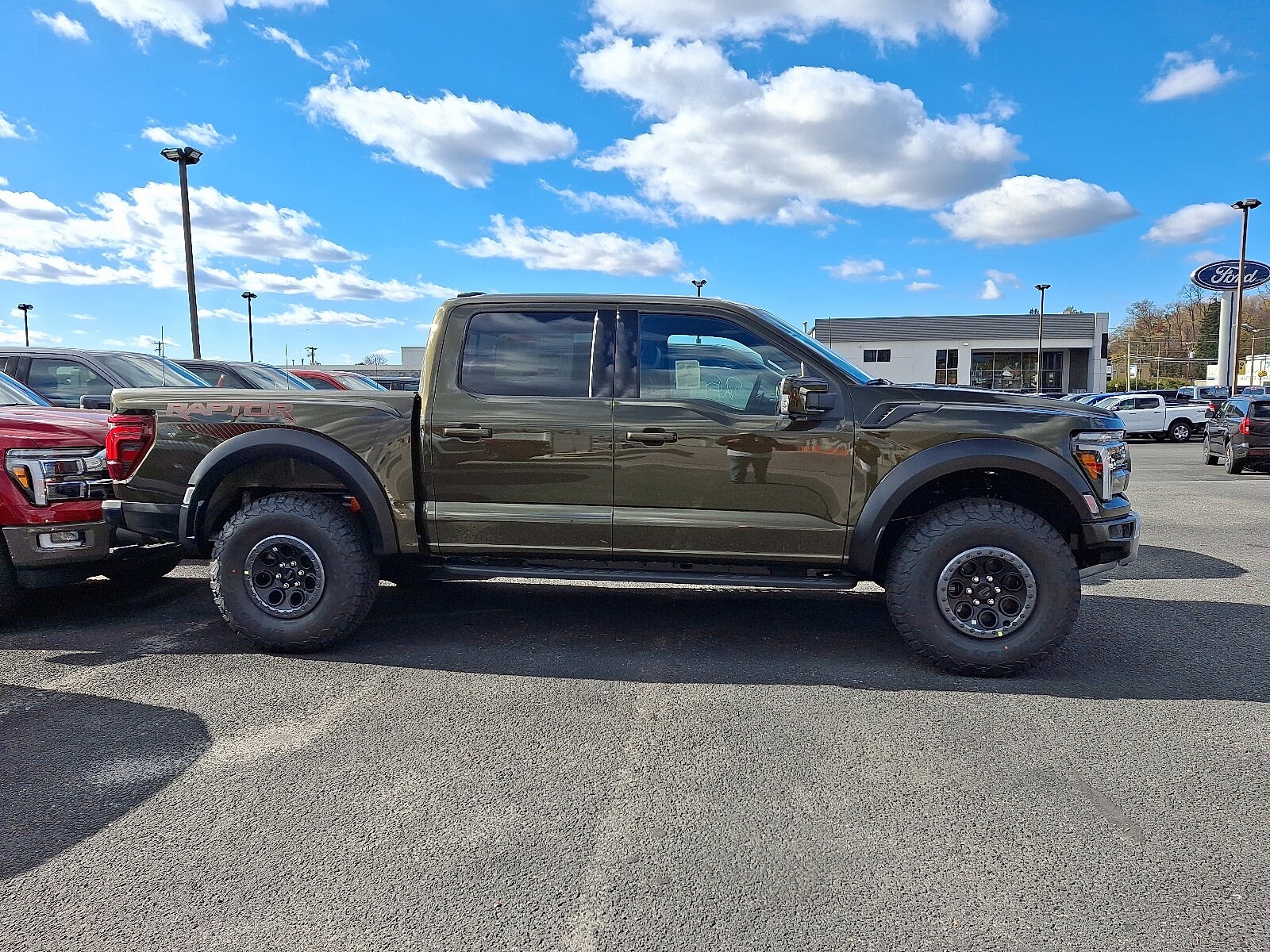 2025 Ford F-150 Raptor photo 4