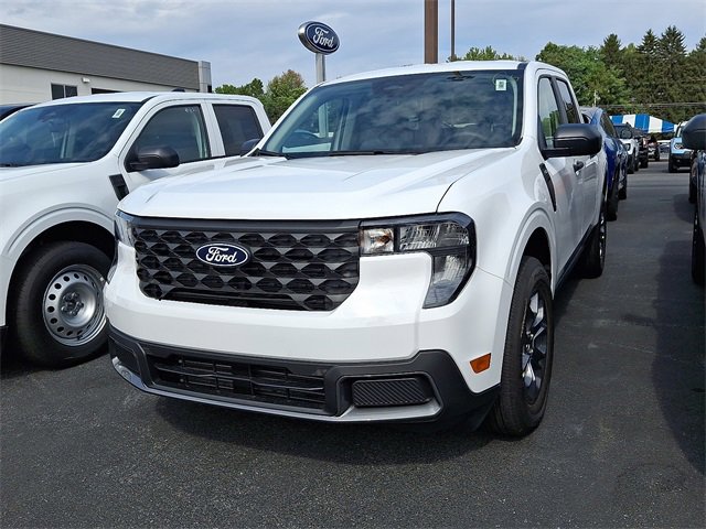 2025 Ford Maverick XLT photo 3