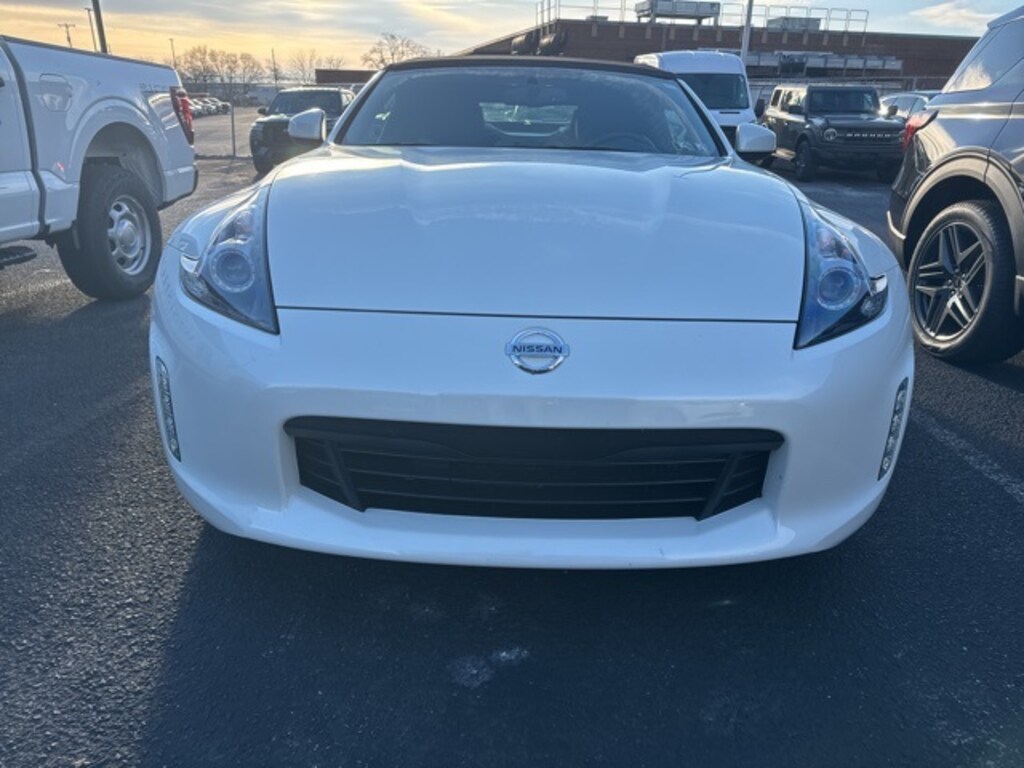 Used 2019 Nissan 370Z Base Convertible