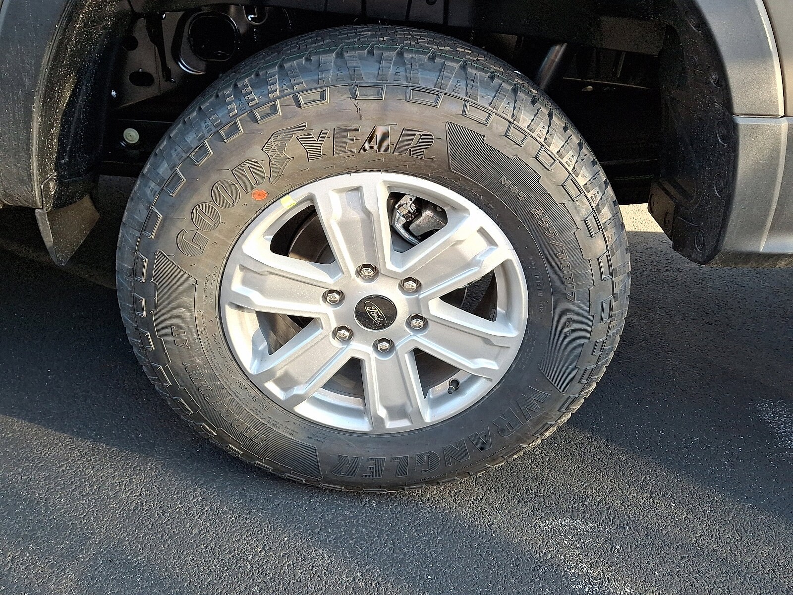 2025 Ford Ranger XL photo 3