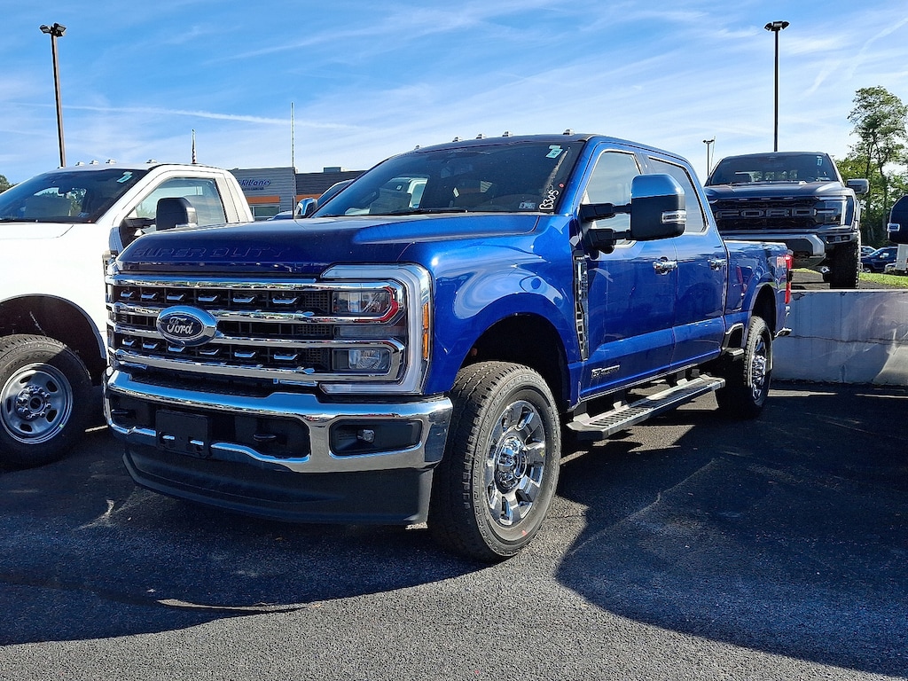 New 2026 Ford Super Duty F-350 Lariat TRUCK