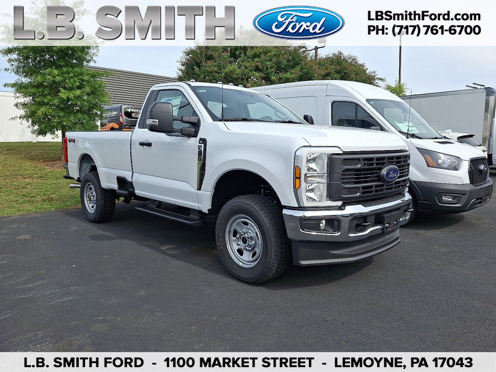 2026 Ford F-350 Super Duty XL's photo