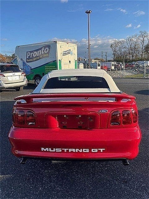 1996 Ford Mustang GT Convertible photo 4