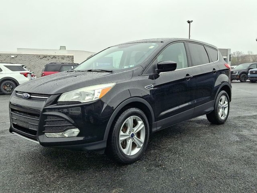 Used 2016 Ford Escape SE SUV