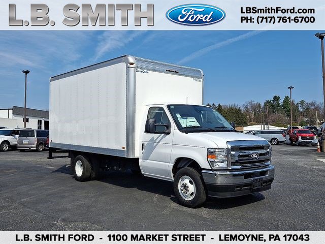 2026 Ford E-Series DRW E-350 Super Duty 158 in WB's photo