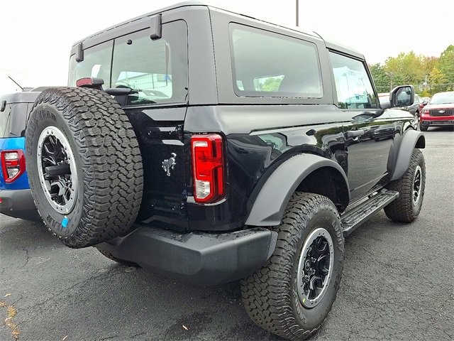 2025 Ford Bronco Base photo 4