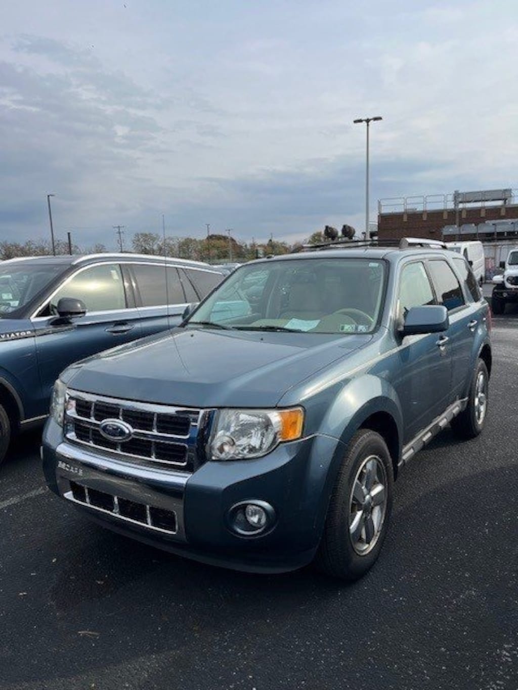 Used 2011 Ford Escape Limited SUV