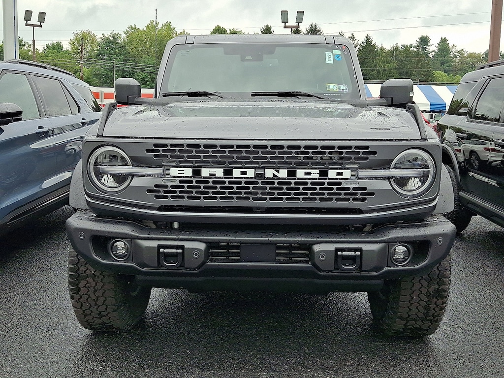 New 2025 Ford Bronco Badlands SUV