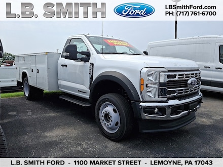 2023 Ford Chassis Cab F-450 XL TRUCK