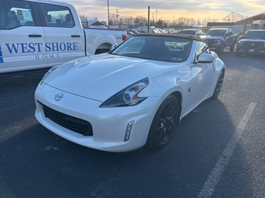 Used 2019 Nissan 370Z Base Convertible