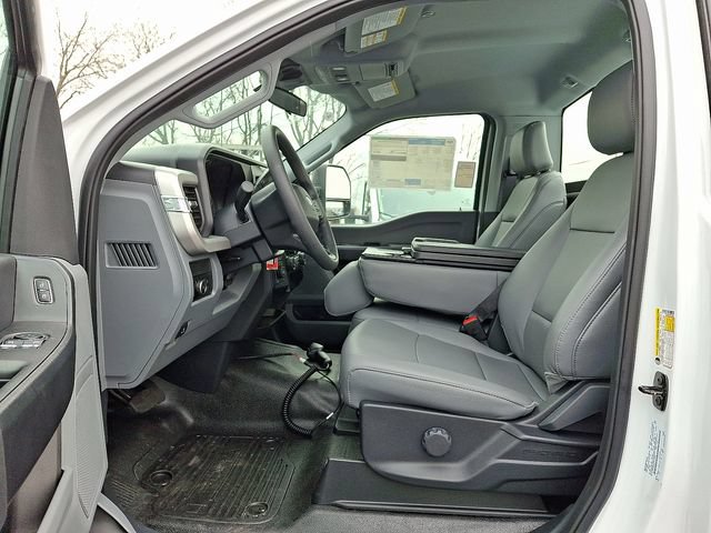 2026 Ford F-350 Super Duty XL - Photo 9