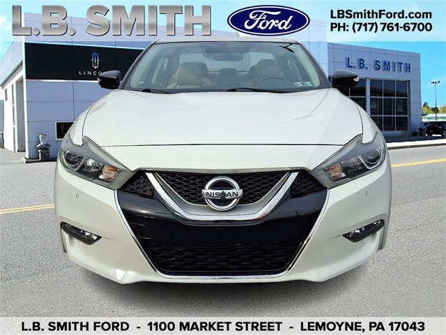 2016 Nissan Maxima Platinum's photo