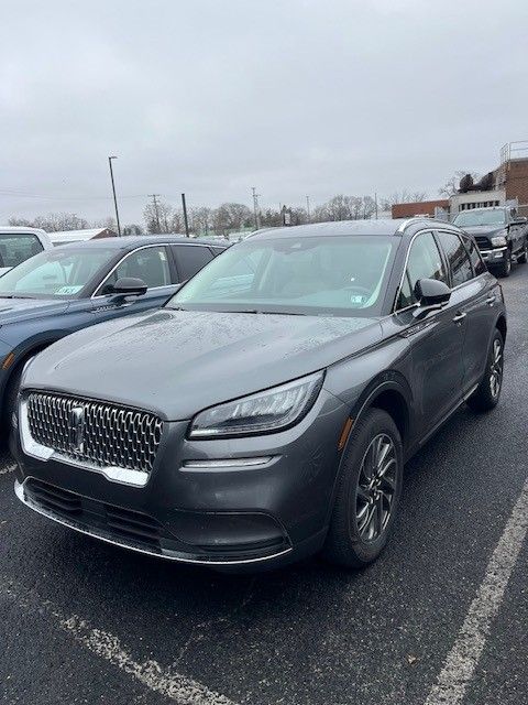 2022 Lincoln Corsair Base