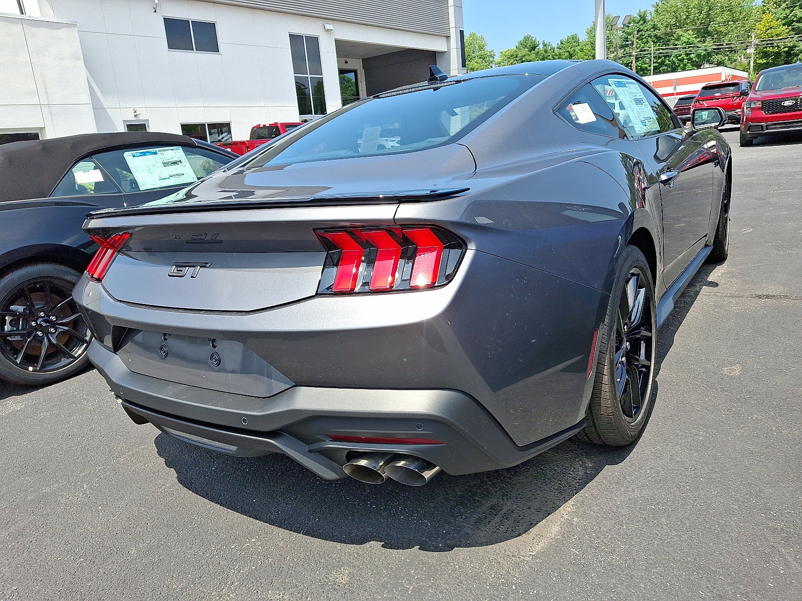 2025 Ford Mustang GT Premium Fastback - Photo 5