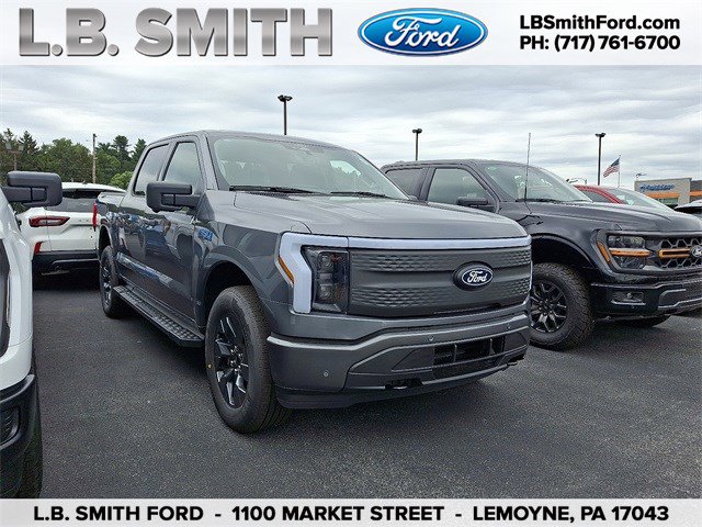 2025 Ford F-150 Lightning TRUCK 