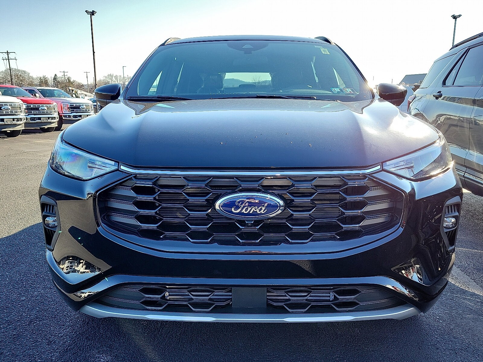 2024 Ford Escape ST-Line Select photo 2