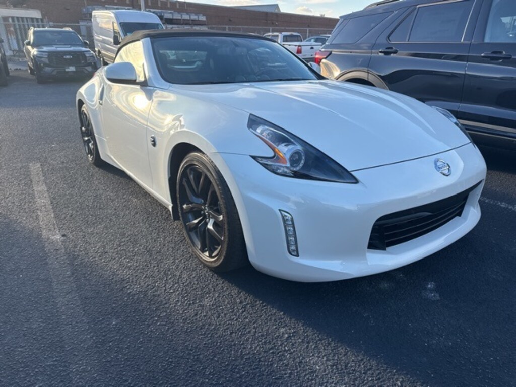 Used 2019 Nissan 370Z Base Convertible