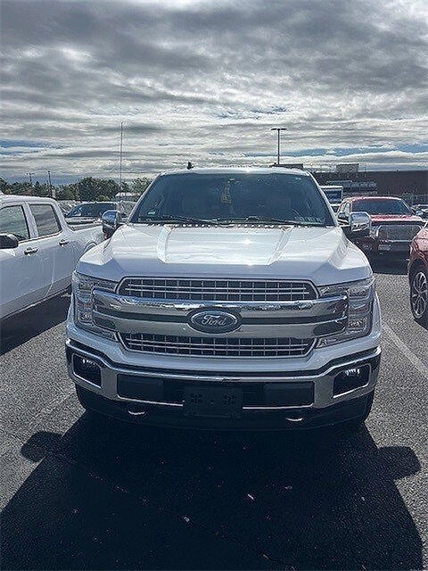 2019 Ford F-150 Lariat photo 2