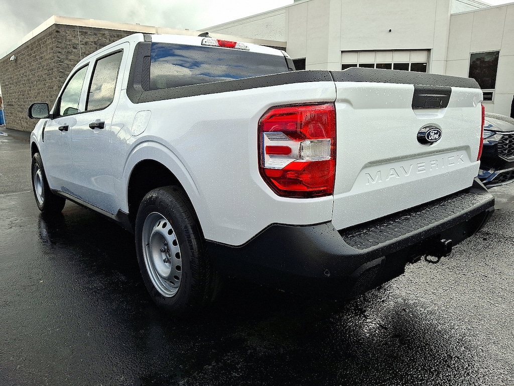 New 2025 Ford Maverick XL TRUCK